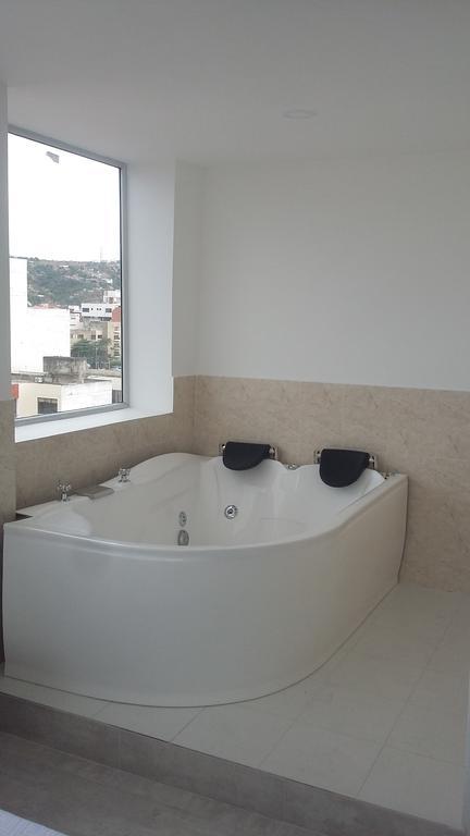 Hotel Arthur Brich Cúcuta Екстериор снимка