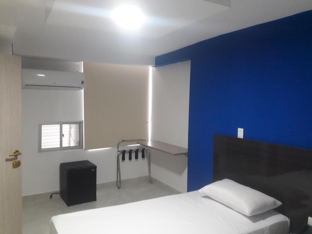 Hotel Arthur Brich Cúcuta Екстериор снимка